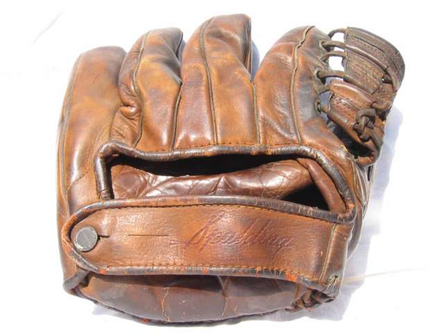 Joe DiMaggio Spalding 133 Back
